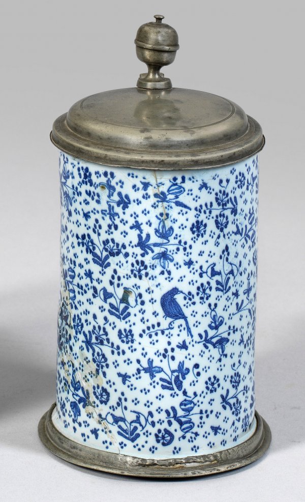 Nürnberger Walzenkrug mit Vögeldekor