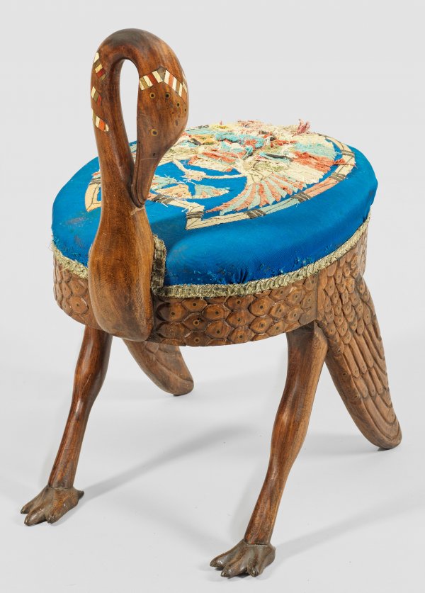 Extravaganter Egyptian Revival-Hocker