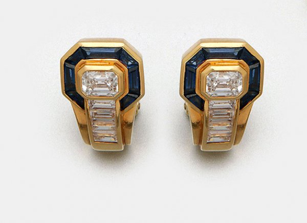 Paar elegante Diamant-Ohrringe