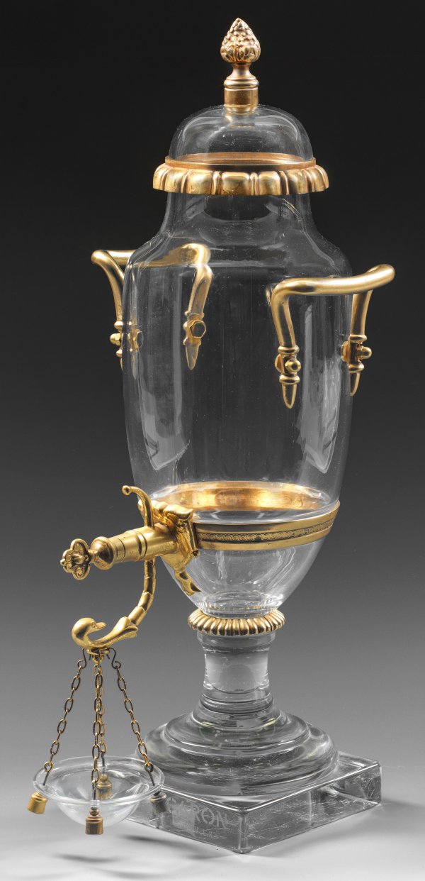 Vorratsgefäß aus dem Pariser Luxus-Parfumhaus Caron