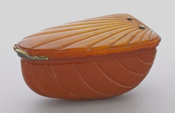 Seltene Bernstein-Tabatiere