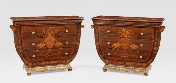Paar große repräsentative Charles X-Kommoden