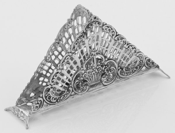 Serviettenhalter im Rokokostil