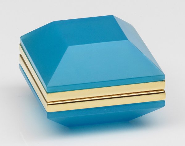 Art Déco-Dose in Diamantform