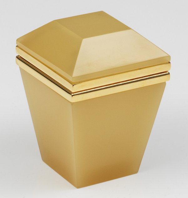 Hohe Art Déco-Dose in Diamantform