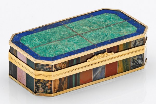 Herausragende, französische Empire-Edelsteintabatiere