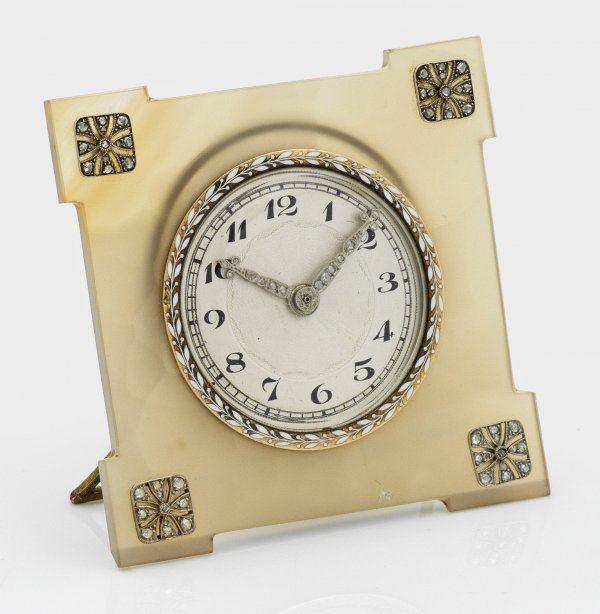 Dekorative kleine Tischuhr