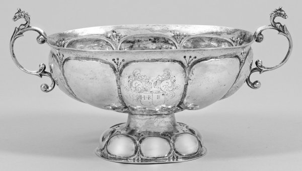 Barocke Henkelschale