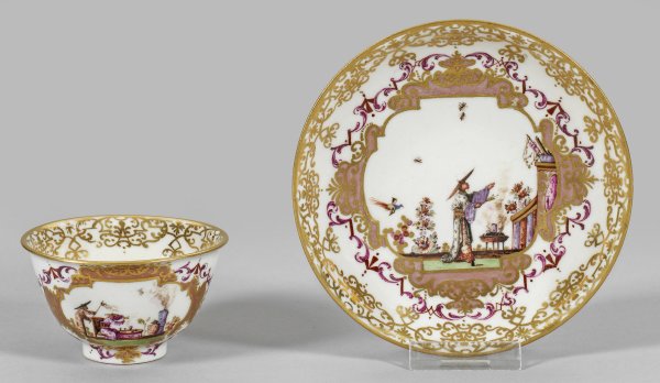 Frühes Böttgerporzellan-Koppchen mit Chinoiserien