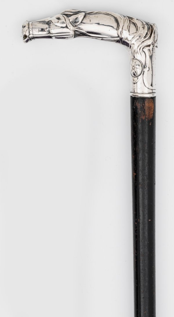 Spazierstock mit Pferdekopf