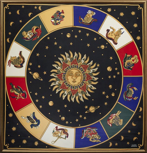 Seidentuch von Versace im Rahmen