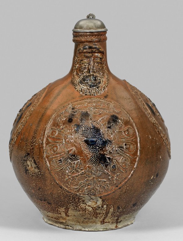 Großer musealer Frechener Bartmannskrug mit Reichsadler und