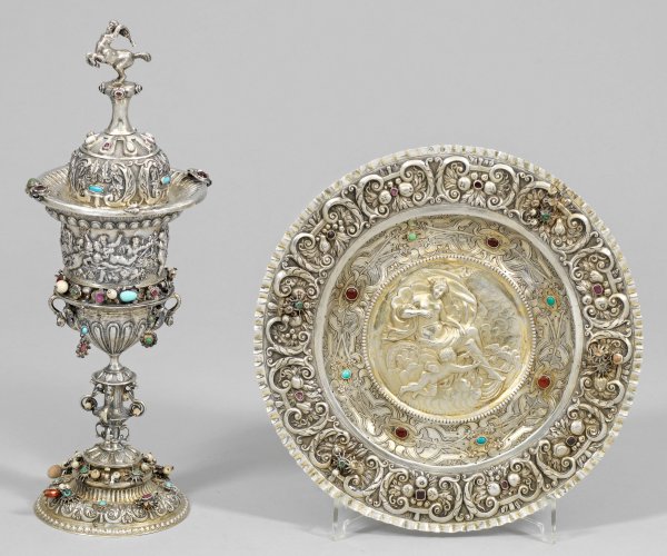 Historismus Prunkpokal mit Schauplatte