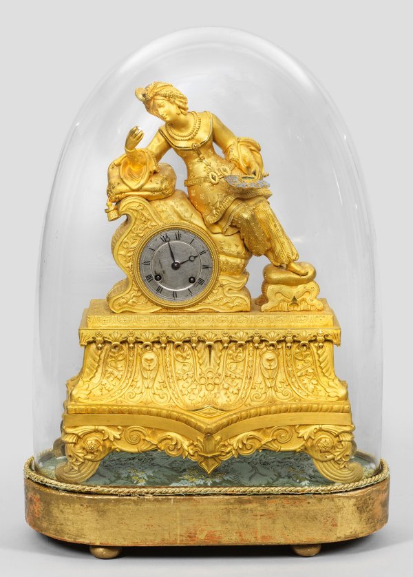 Louis Philippe-Figurenpendule mit Glassturz