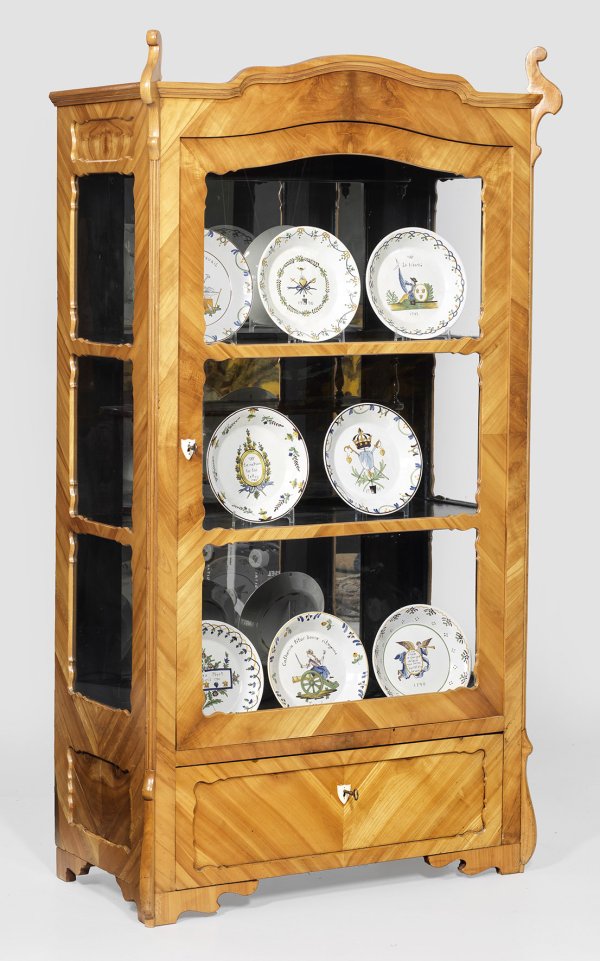 Louis Philippe-Vitrinenschrank