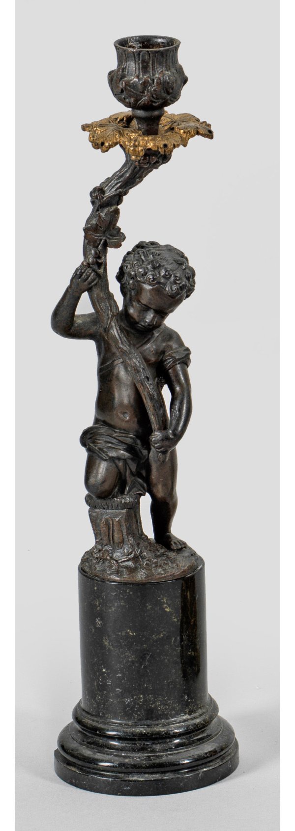 Skulpturaler Kerzenleuchter