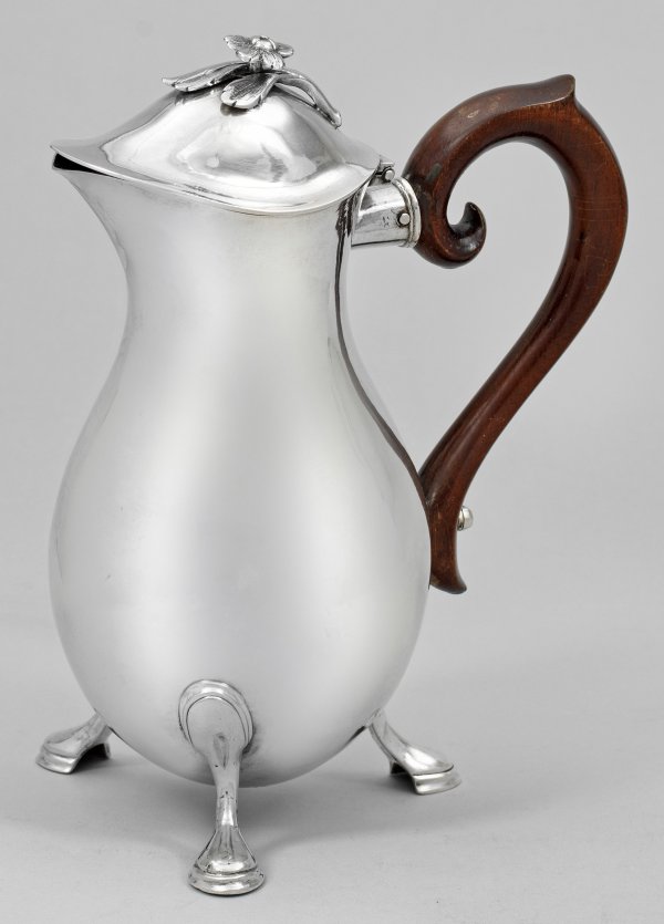 Spätbarocke-Heißwasserkanne