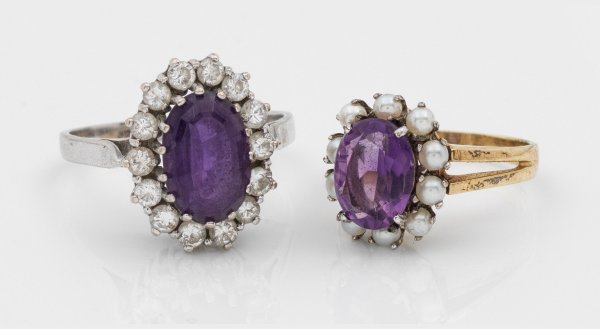 Zwei Entourage-Ringe mit Amethysten