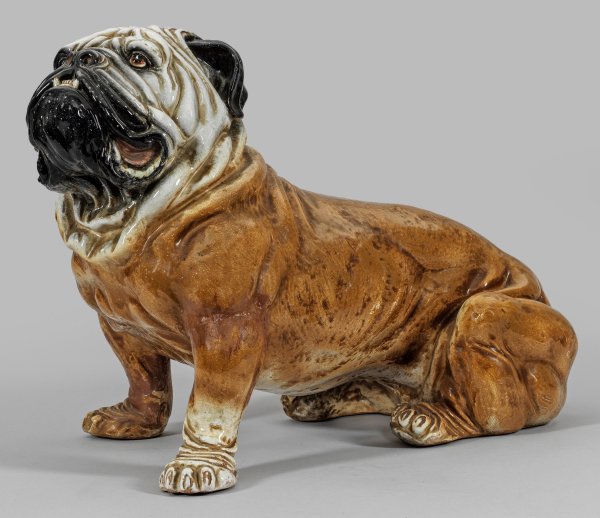 Lebensgroße Tierfigur Englische Bulldogge
