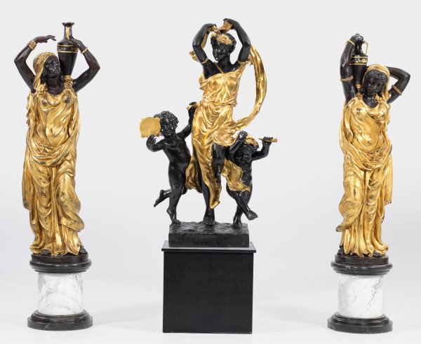 Dekoratives Ensemble aus drei Großfiguren im Stil der