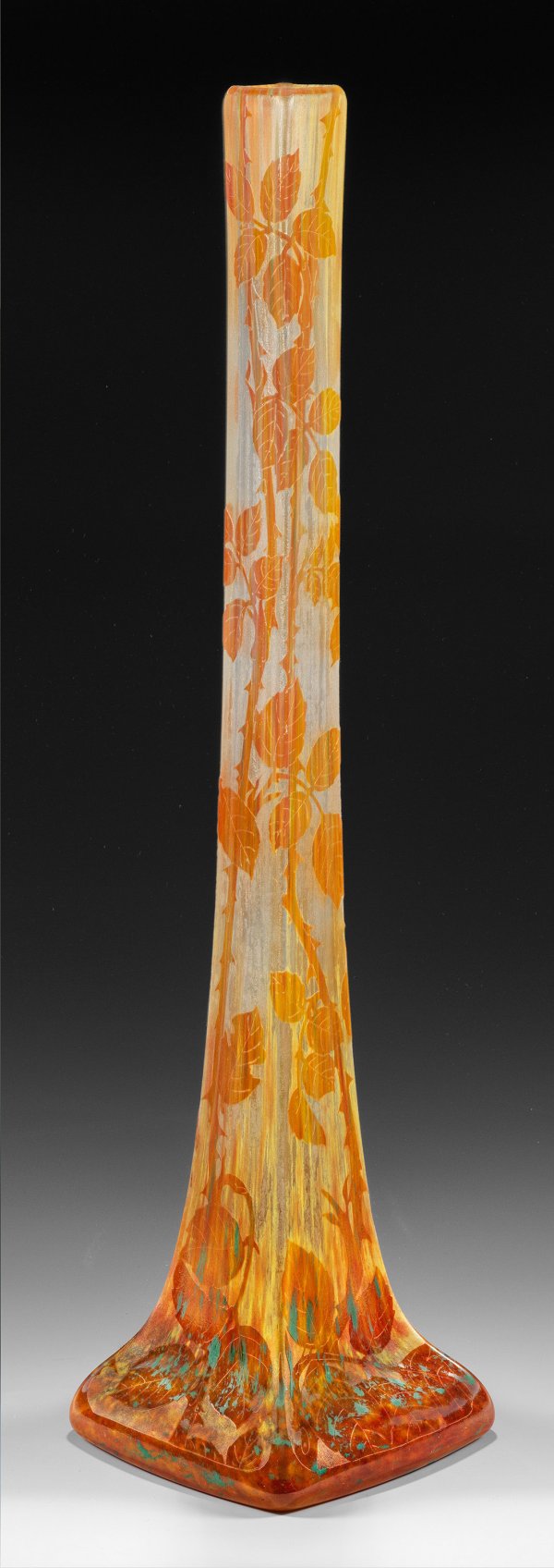 Monumentale Berluze-Vase mit Rosenranken von Daum Frères