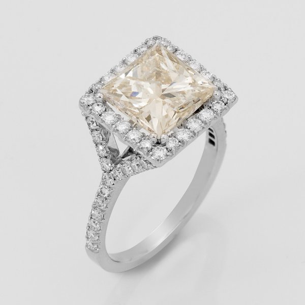 Eleganter Diamant-Solitärring