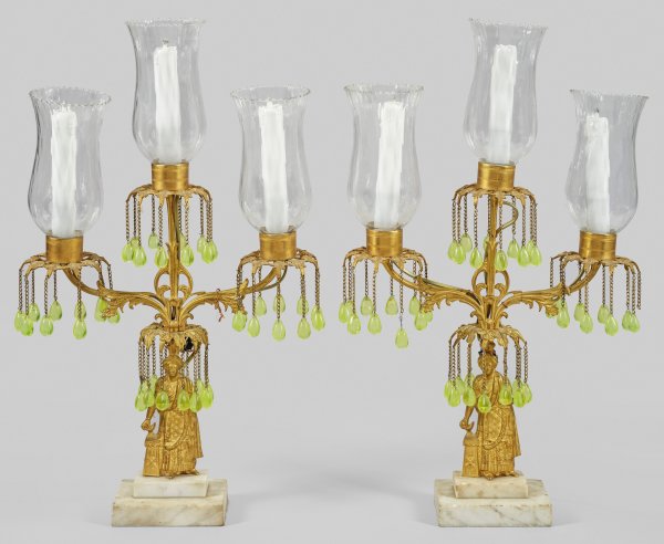 Paar extravagante Salonlampen