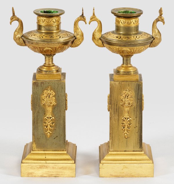 Paar Empire-Cassolettes