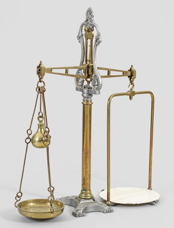 Große dekorative Marktwaage