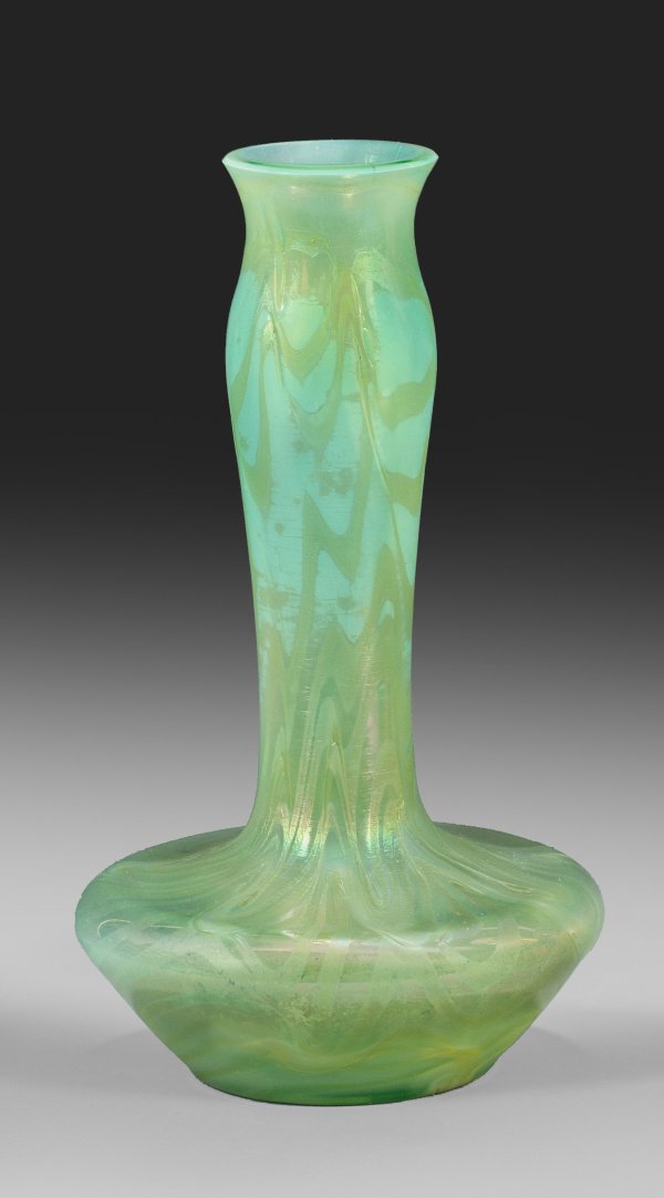 Jugendstil-Enghalsvase