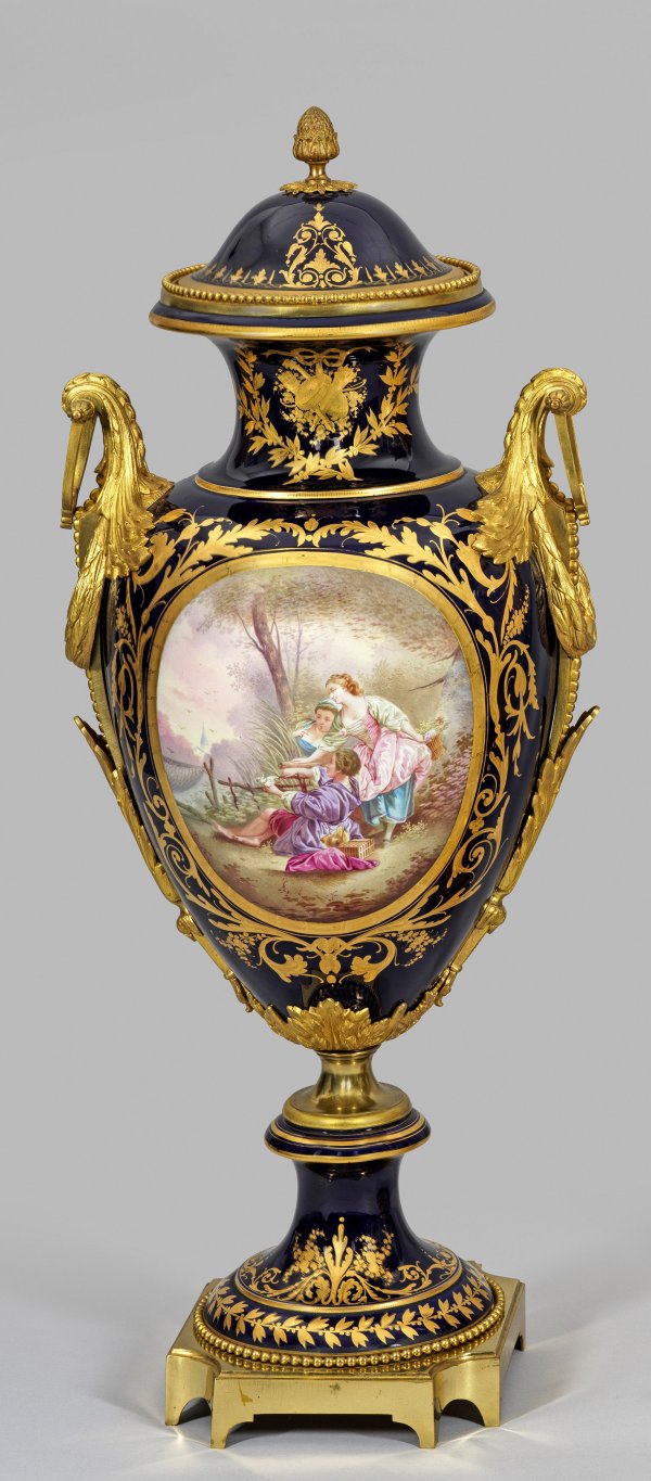 Repräsentative Napoleon III-Vase im Sèvres-Stil