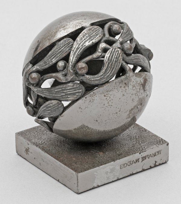 Art Déco-Briefbeschwerer mit Mistelzweigen (Boule de Gui)