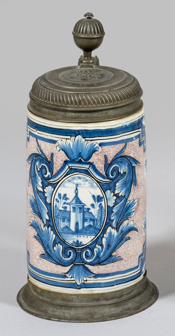 Dorotheenthaler Walzenkrug mit Hochzeitsmedaille