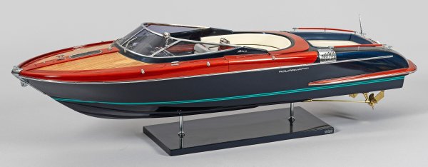 Modell-Motorboot