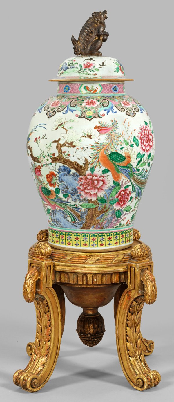 Große Famille rose-Deckelvase