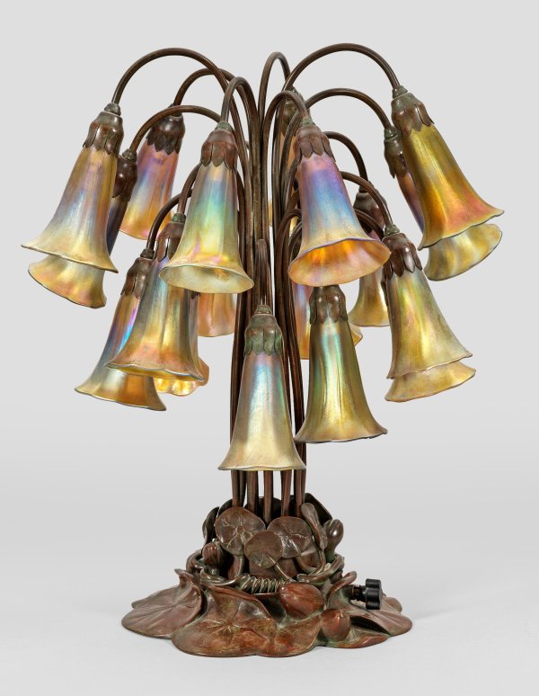 Bedeutende Tischlampe Pond Lily von Louis Comfort Tiffany