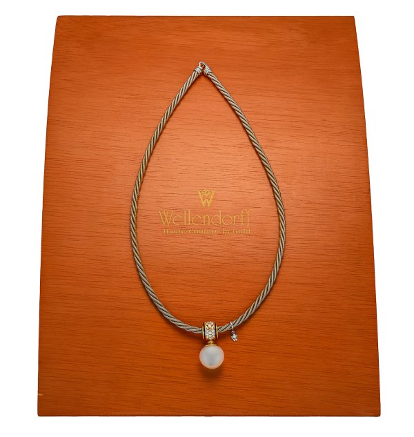 Klassisches Collier-Comtesse mit Südseeperle