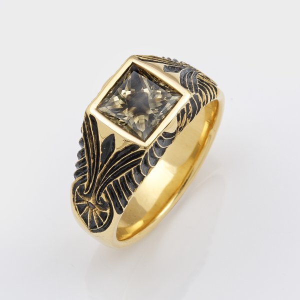 Mystischer Fancy Diamant-Solitärring