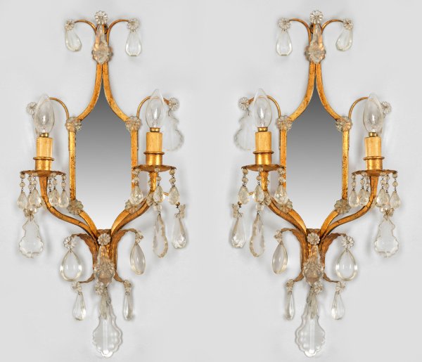 Satz von sechs Hollywood Regency-Wandlampen